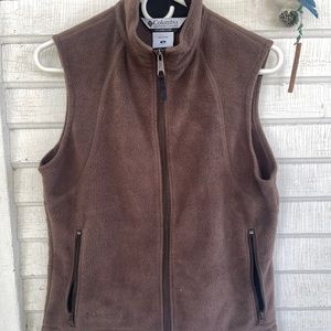 Brown Zippered Colombia Vest